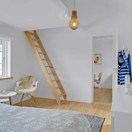 Cozy In Dronningmlle With Wifi 호텔 5*