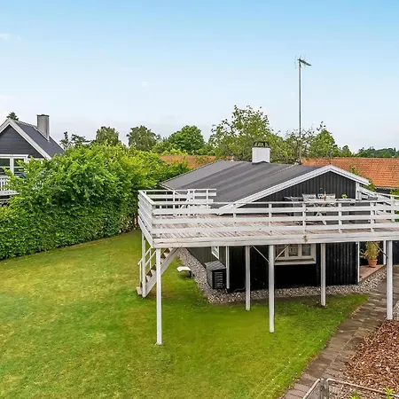 Cozy In Dronningmlle With Wifi Hotel 5*